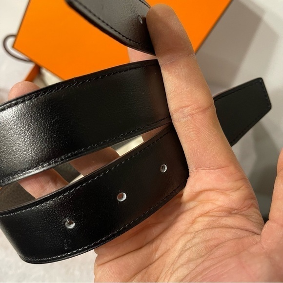 Authentic Hermes belt reversible - Picture 5 of 9